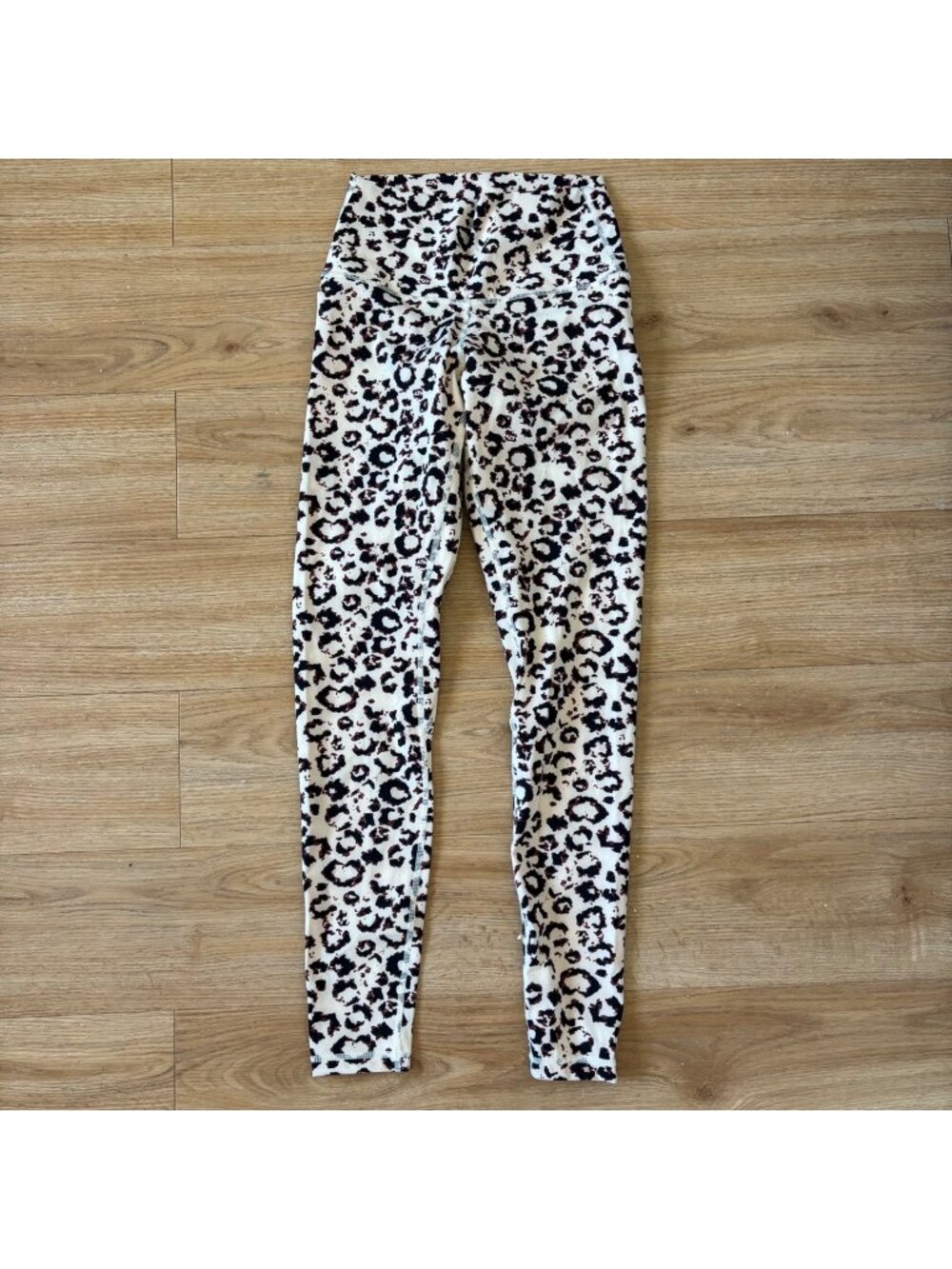 Colorfulkoala Athletic High Rise Anke Yoga Pants Leopard Cream Women’s Size S
